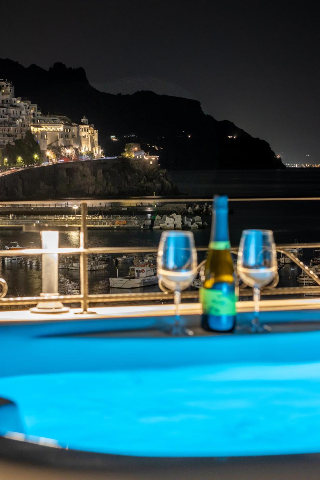 Hotel Aurora Amalfi Kültér fotó